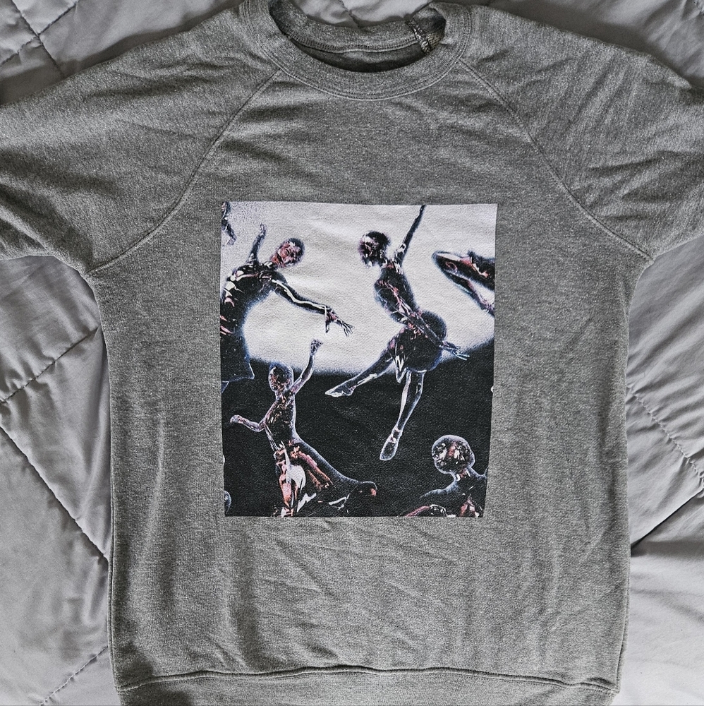 FINNEAS Optimist, M, gray pullover crewneck